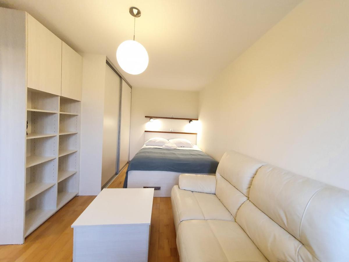 Studio Apartment Matic Tour As By Ljubljanica River Любляна Екстер'єр фото